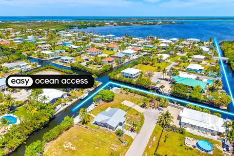 30361 Hardin Rd, Big Pine Key, FL 33043