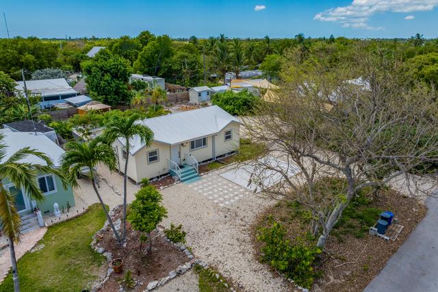 30372 Palm Dr, Big Pine Key, FL 33043