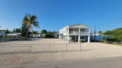 31128 Avenue G, Big Pine Key, FL 33043