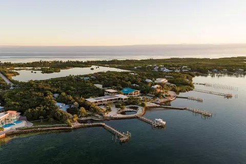 View/Area - 57783 Morton St, Marathon, FL 33050 photo 2 of 6