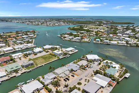 View/Area - 741 9th St #KEY colony, Key Colony Beach, FL 33051 photo 3 of 7