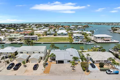 View/Area - 741 9th St #KEY colony, Key Colony Beach, FL 33051 photo 1 of 7