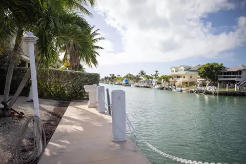 741 9th St #KEY colony, Key Colony Beach, FL 33051