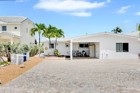 Exterior - 741 9th St #KEY colony, Key Colony Beach, FL 33051 photo 9 of 10