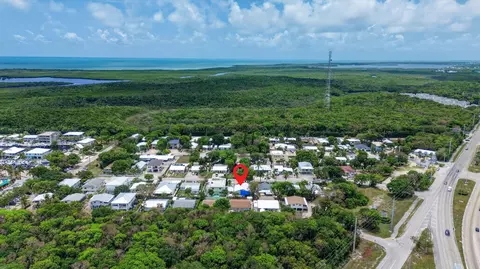 View/Area - 8 N End Rd, Key Largo, FL 33037 photo 4 of 7