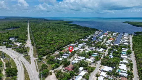View/Area - 8 N End Rd, Key Largo, FL 33037 photo 7 of 7