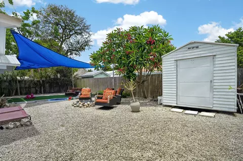 Exterior - 8 N End Rd, Key Largo, FL 33037 photo 5 of 9
