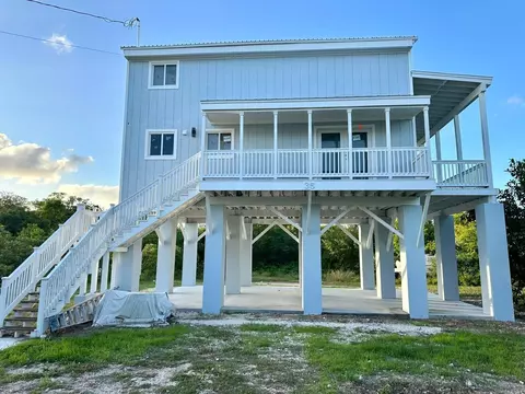 35 Atlantic Dr, Key Largo, FL 33037