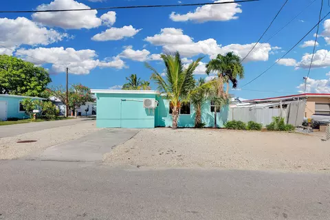 11105 3rd Avenue Ocean, Marathon, FL 33050