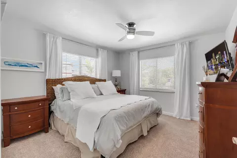 Bedroom - 24 Mutiny Pl, Key Largo, FL 33037 photo 4 of 7