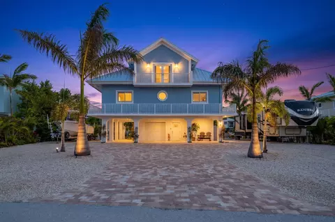 Exterior - 24 Mutiny Pl, Key Largo, FL 33037 photo 2 of 19