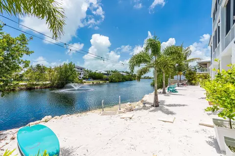 Exterior - 24 Mutiny Pl, Key Largo, FL 33037 photo 9 of 19