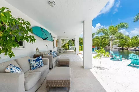 Exterior - 24 Mutiny Pl, Key Largo, FL 33037 photo 11 of 19