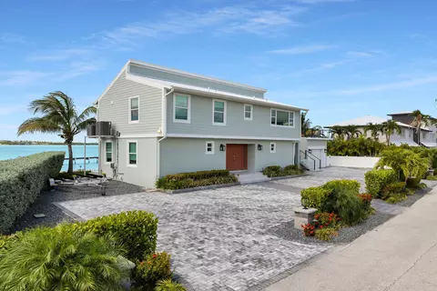 15 E Ocean Dr, Marathon, FL 33050