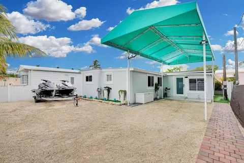 60 Bird Ln, Key Largo, FL 33037 photo 2