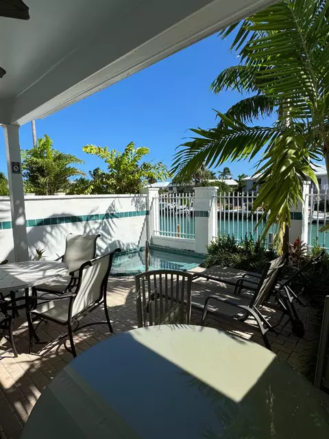 7024 Harbor Village Dr, Duck Key, FL 33050