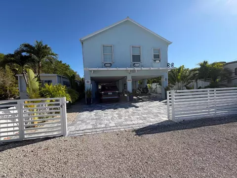 206 Pimilico Ln, Key Largo, FL 33037