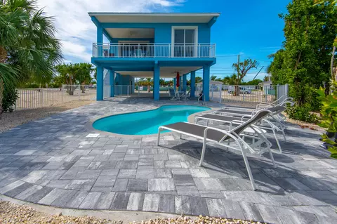 Exterior - 101 Avenue D, Marathon, FL 33050 photo 5 of 22