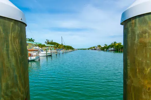 View/Area - 101 Avenue D, Marathon, FL 33050 photo 1 of 8