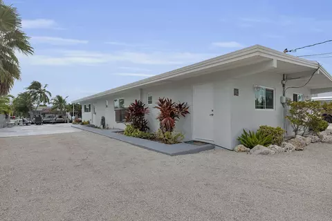 Exterior - 281 291 10th St #KEY colony, Key Colony Beach, FL 33051 photo 13 of 15