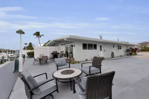 Exterior - 281 291 10th St #KEY colony, Key Colony Beach, FL 33051 photo 10 of 15