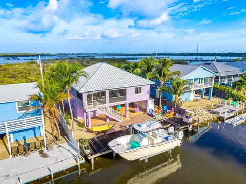 823 Indies Rd, Ramrod Key, FL 33042