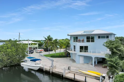 180 Ana Ct, Marathon, FL 33050