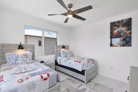 Bedroom - 835 Copa D Oro, Marathon, FL 33050 photo 13 of 14