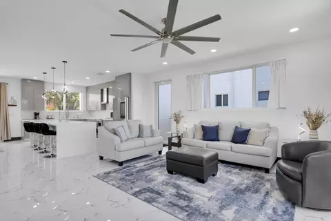 Living - 835 Copa D Oro, Marathon, FL 33050 photo 1 of 3