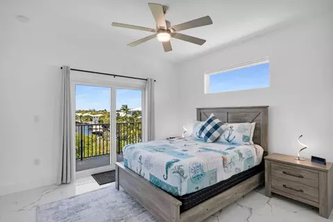 Bedroom - 835 Copa D Oro, Marathon, FL 33050 photo 8 of 14