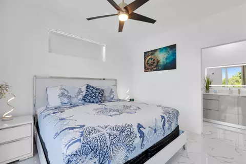 Bedroom - 835 Copa D Oro, Marathon, FL 33050 photo 2 of 14
