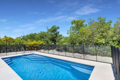 Exterior - 835 Copa D Oro, Marathon, FL 33050 photo 4 of 9