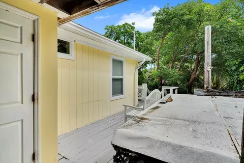 Exterior - 213 Parrish Dr, Marathon, FL 33050 photo 7 of 14