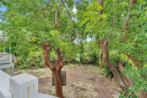 Exterior - 213 Parrish Dr, Marathon, FL 33050 photo 11 of 14