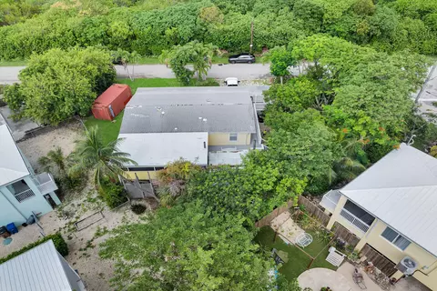 View/Area - 213 Parrish Dr, Marathon, FL 33050 photo 4 of 8