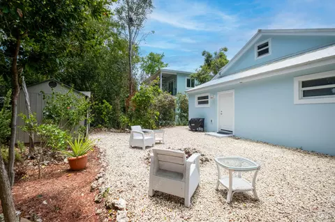 Exterior - 453 Lime Dr, Key Largo, FL 33037 photo 2 of 7