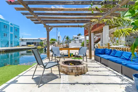 1 Riviera Dr, Key West, FL 33040