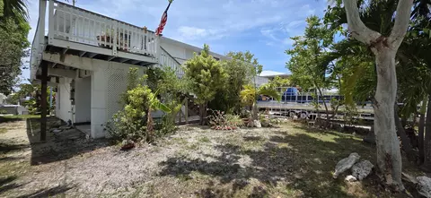 Exterior - 8 Emerald Dr, Key West, FL 33040 photo 5 of 16