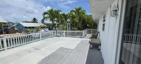 Exterior - 8 Emerald Dr, Key West, FL 33040 photo 15 of 16