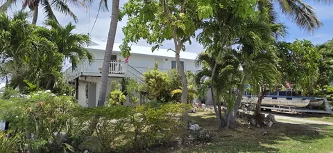 Exterior - 8 Emerald Dr, Key West, FL 33040 photo 14 of 16