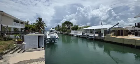 Exterior - 8 Emerald Dr, Key West, FL 33040 photo 2 of 16
