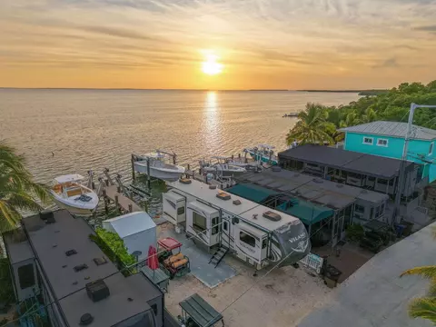 325 Calusa St # 324, Key Largo, FL 33037