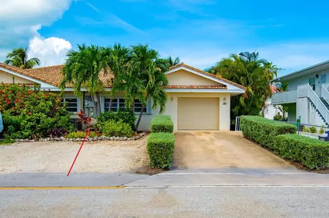180 8th St, Key Colony, FL 33051