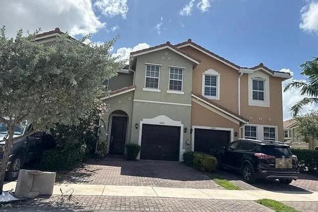 1426 SE 24th Ter, Homestead, FL 33035