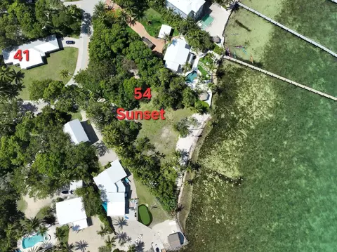 41 Sunset Rd, Key Largo, FL 33037