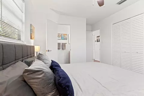 Bedroom - 377 Guava Ave, Marathon, FL 33050 photo 1 of 4