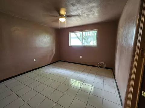 Bedroom - 653 Colson Dr, Key Largo, FL 33037 photo 4 of 6