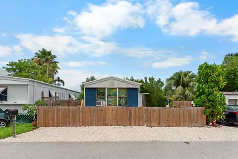 17 Palm Dr, Key West, FL 33040