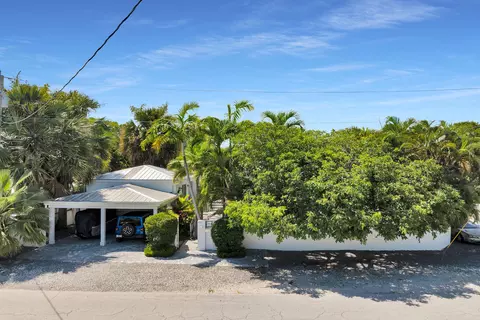 Exterior - 1627 Johnson St, Key West, FL 33040 photo 9 of 17