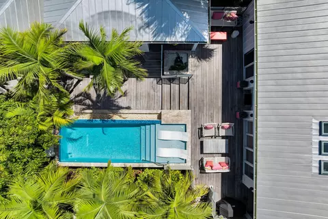 Exterior - 1627 Johnson St, Key West, FL 33040 photo 8 of 17